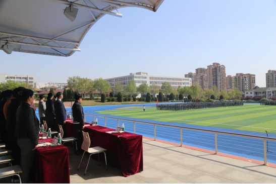 蜕变成长,启航新征程——开云电竞网站2022级新生军训结营仪式圆满举行 蜕变成长,启航新征程——开云电竞网站2022级新生军训结营仪式圆满举行