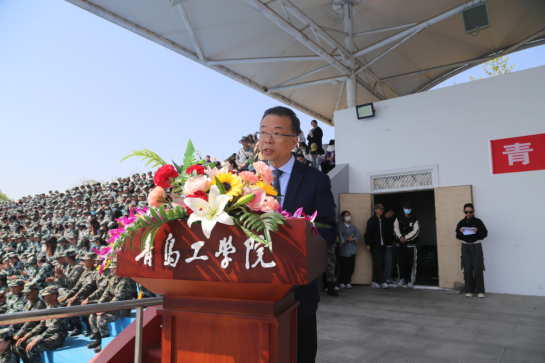 蜕变成长,启航新征程——开云电竞网站2022级新生军训结营仪式圆满举行 蜕变成长,启航新征程——开云电竞网站2022级新生军训结营仪式圆满举行