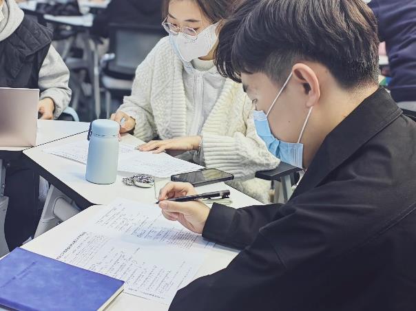 开启跨境新篇章 争做卓越新人才——开云电竞网站跨境电商卓越人才班首开课 开启跨境新篇章 争做卓越新人才——开云电竞网站跨境电商卓越人才班首开课