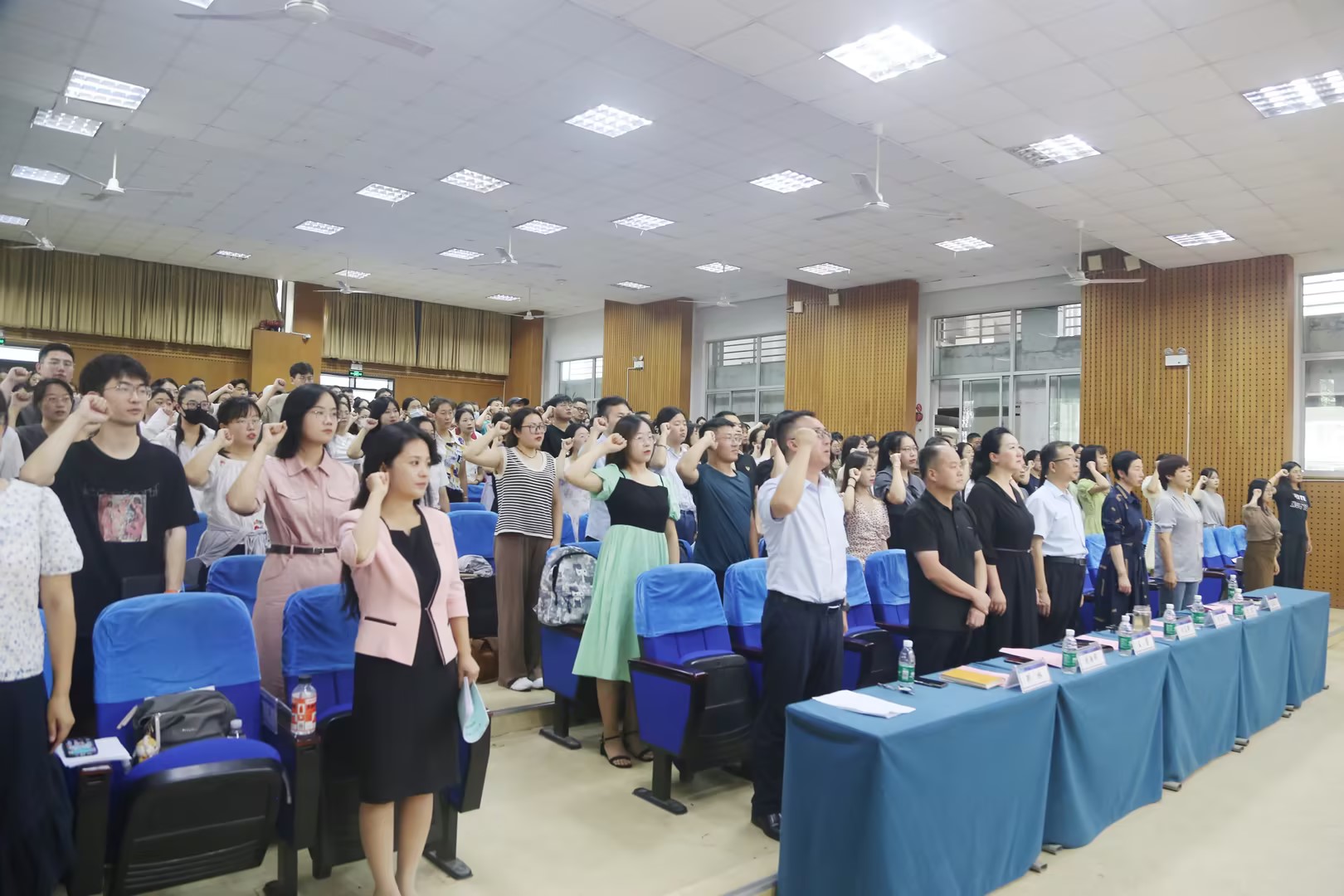 芳华待灼正青春,踔厉奋发向未来 开云电竞网站2023-2024学年第一学期新入职教师培训班开启 芳华待灼正青春,踔厉奋发向未来 开云电竞网站2023-2024学年第一学期新入职教师培训班开启