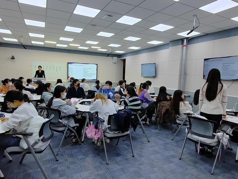 开启跨境新篇章 争做卓越新人才——开云电竞网站跨境电商卓越人才班首开课 开启跨境新篇章 争做卓越新人才——开云电竞网站跨境电商卓越人才班首开课