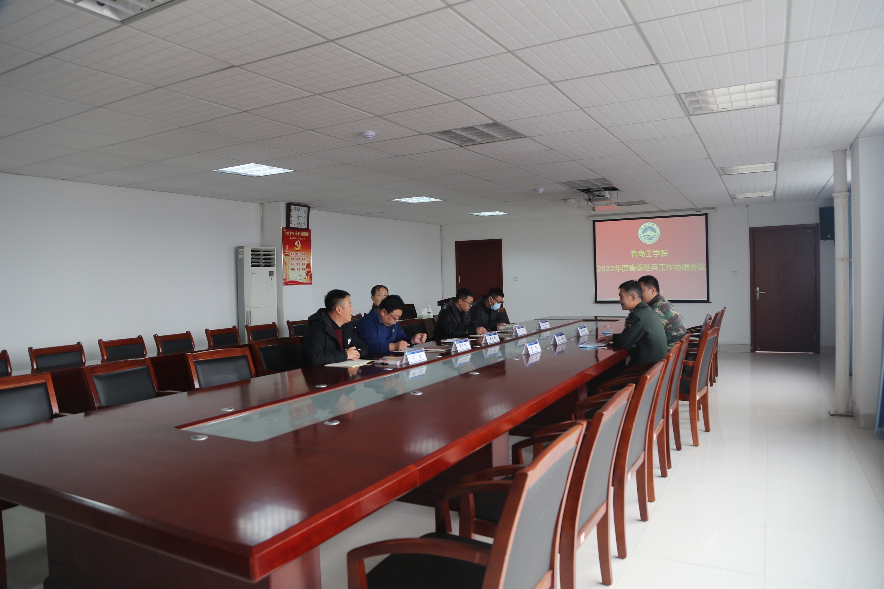 胶州市人民武装部到我校调研征兵工作 胶州市人民武装部到我校调研征兵工作