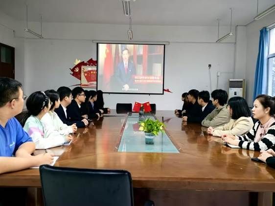 0afbd07b40e380aa7f42b776cfb81168_compress 0afbd07b40e380aa7f42b776cfb81168_compress