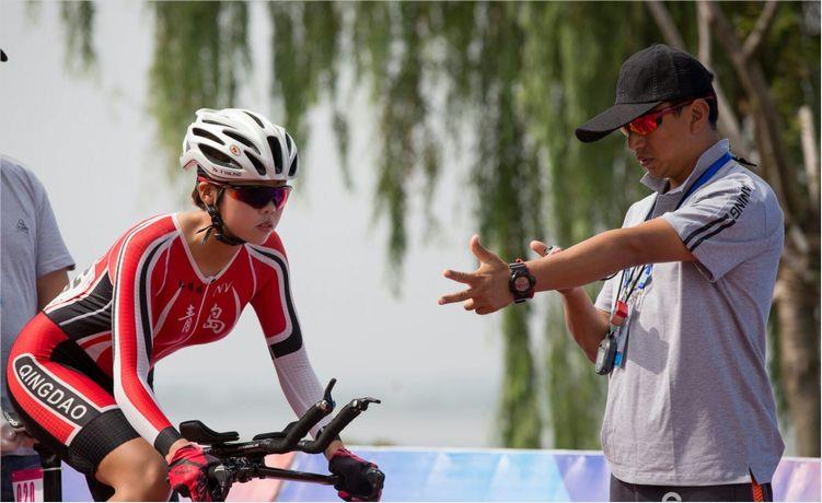 喜报!我校教师杨涛荣获自行车项目国家级裁判员称号,成为青岛市首位自行车项目国家级裁判 喜报!我校教师杨涛荣获自行车项目国家级裁判员称号,成为青岛市首位自行车项目国家级裁判