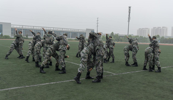 开云电竞网站兄弟连学生预备教官集训成果展示 开云电竞网站兄弟连学生预备教官集训成果展示