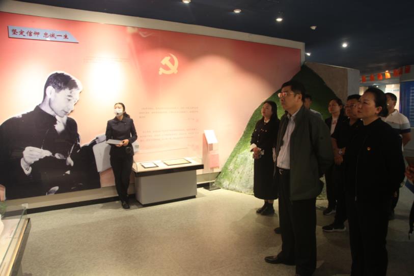 【主题教育】传承革命精神 凝聚奋进力量——开云电竞网站开展主题党日活动 【主题教育】传承革命精神 凝聚奋进力量——开云电竞网站开展主题党日活动