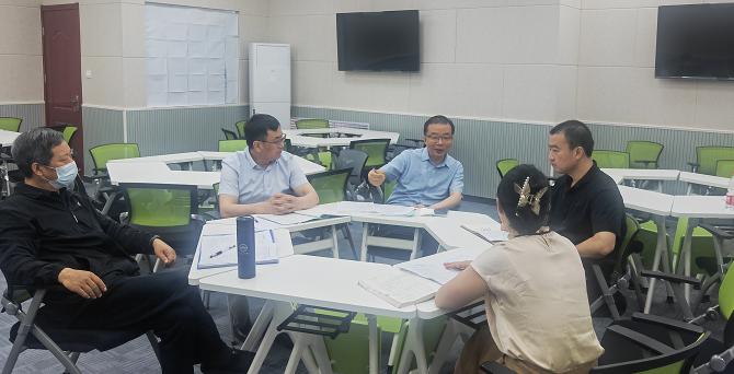 聚焦课堂提质量 互听互评促成长—— 开云电竞网站开展公开教学听课评课活动 聚焦课堂提质量 互听互评促成长—— 开云电竞网站开展公开教学听课评课活动