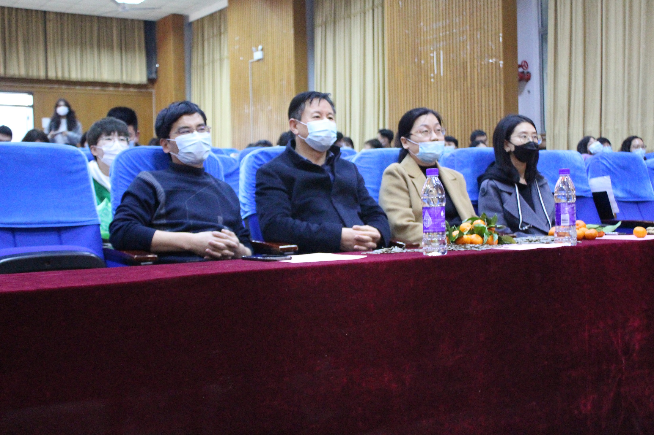 我校举行丰富多彩的活动庆祝“三八”国际劳动妇女节 我校举行丰富多彩的活动庆祝“三八”国际劳动妇女节