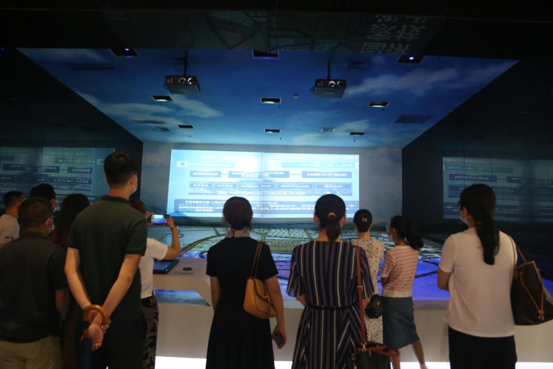 开云电竞网站组织全体教师参观胶州市规划馆 开云电竞网站组织全体教师参观胶州市规划馆