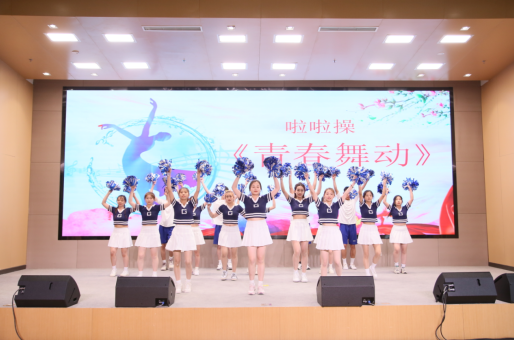 大学与城市的双向奔赴——走进同济大学附属东方医院胶州医院庆祝“5.12”国际护士节文艺演出 大学与城市的双向奔赴——走进同济大学附属东方医院胶州医院庆祝“5.12”国际护士节文艺演出