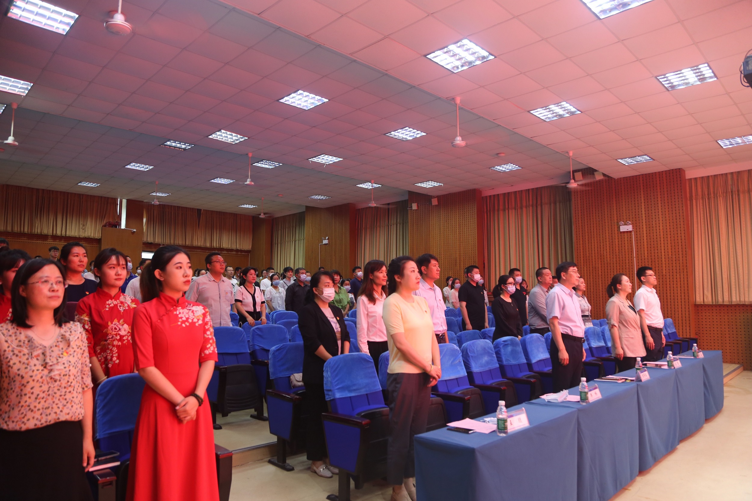 开云电竞网站举行庆祝中国共产党成立101周年暨“七一”表彰大会 开云电竞网站举行庆祝中国共产党成立101周年暨“七一”表彰大会