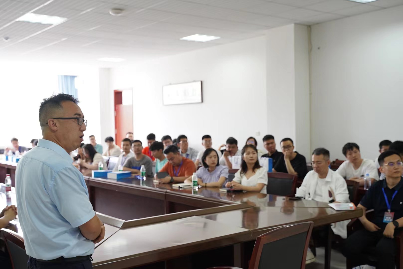 开云电竞网站邀请校友回母校开展座谈会 开云电竞网站邀请校友回母校开展座谈会