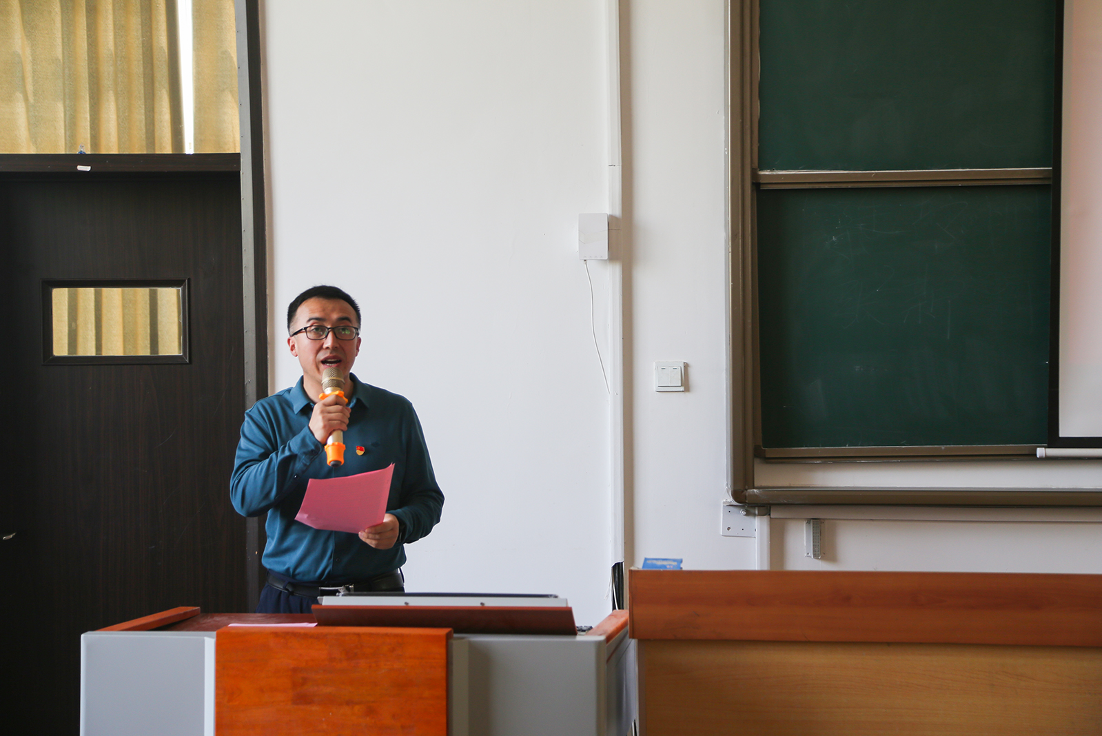 中共开云电竞网站委员会党校举行第二十一期入党积极分子培训班开班仪式 中共开云电竞网站委员会党校举行第二十一期入党积极分子培训班开班仪式