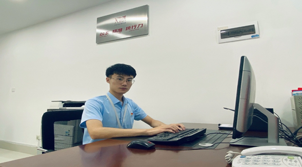 我校推荐报送全国第五届“闪亮的日子——青春该有的模样”大学生就业创业人物 我校推荐报送全国第五届“闪亮的日子——青春该有的模样”大学生就业创业人物