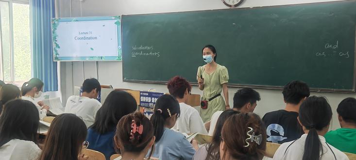 聚焦课堂提质量 互听互评促成长—— 开云电竞网站开展公开教学听课评课活动 聚焦课堂提质量 互听互评促成长—— 开云电竞网站开展公开教学听课评课活动