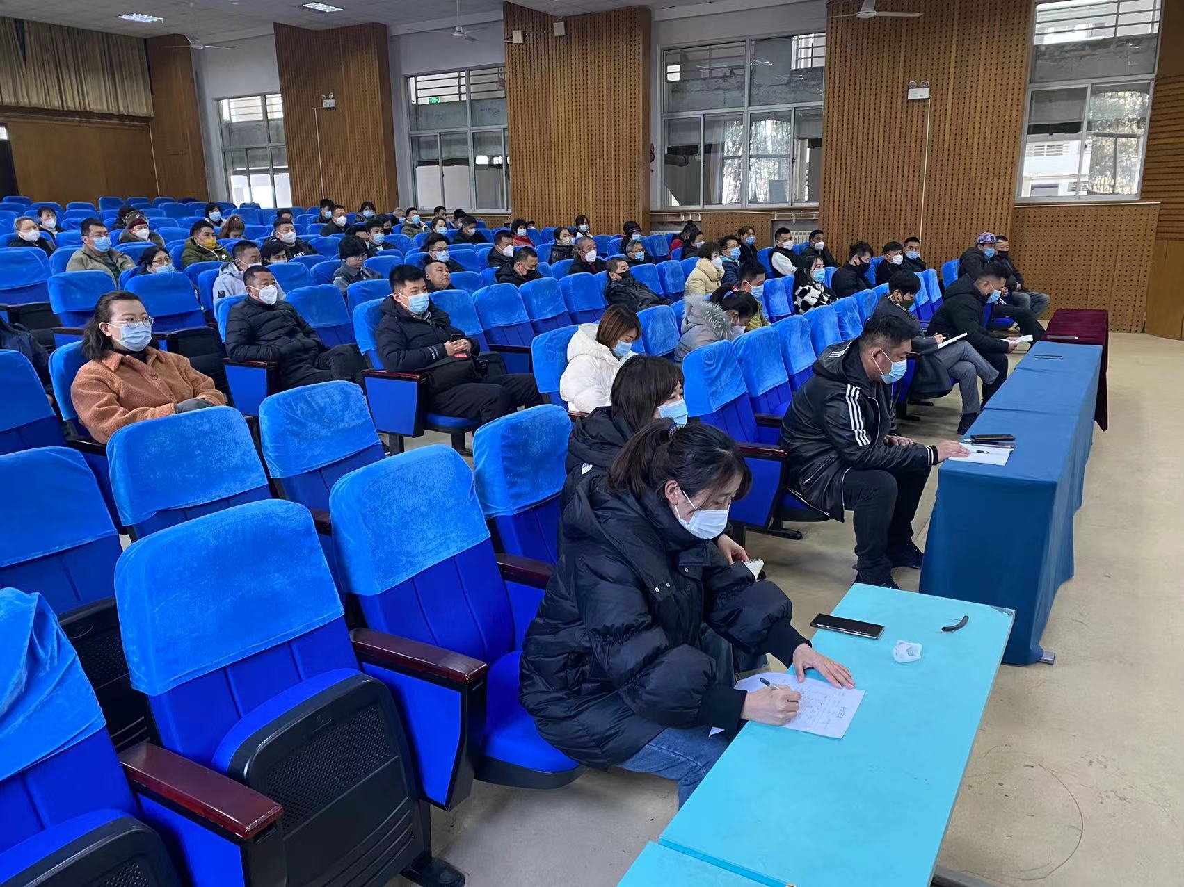 安全无小事,筑牢安全线——后勤服务中心开展新学期安全培训会议 安全无小事,筑牢安全线——后勤服务中心开展新学期安全培训会议