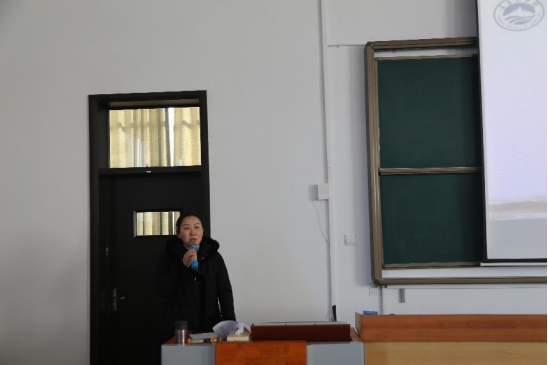 开云电竞网站召开2021-2022学年第二学期开学前全校教职工培训会——师德师风建设专题 开云电竞网站召开2021-2022学年第二学期开学前全校教职工培训会——师德师风建设专题