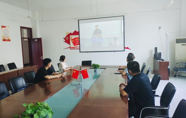 家校同心·反诈同行——我校开展暑期预防网络电信诈骗宣讲会 家校同心·反诈同行——我校开展暑期预防网络电信诈骗宣讲会