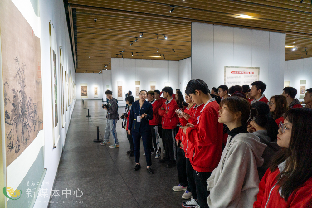 校馆合作共建育人新基地 开云电竞网站与青岛宝龙美术馆举办校企合作签约仪式 校馆合作共建育人新基地 开云电竞网站与青岛宝龙美术馆举办校企合作签约仪式